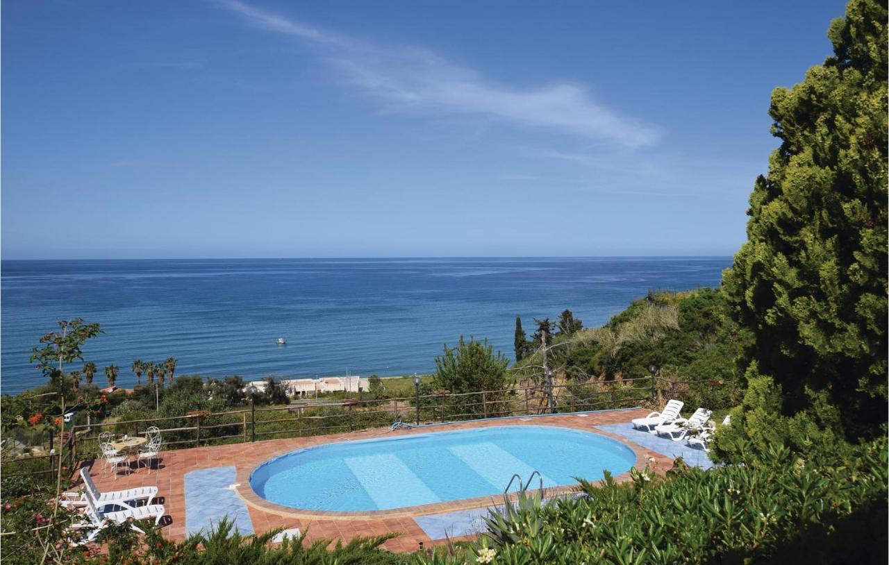 Villa Alessandra Алтавила Миличиа Екстериор снимка